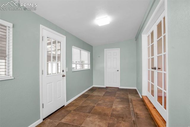 401 Dozier Avenue, Canon City, CO 81212