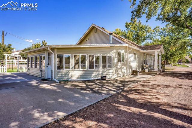401 Dozier Avenue, Canon City, CO 81212