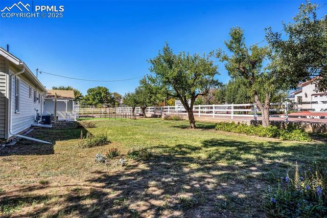 401 Dozier Avenue, Canon City, CO 81212