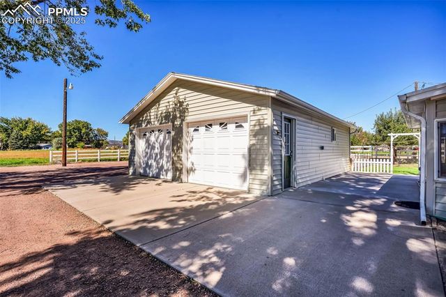 401 Dozier Avenue, Canon City, CO 81212