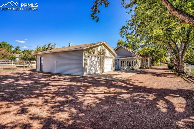 401 Dozier Avenue, Canon City, CO 81212