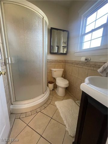 1100 14th Street, Vienna, WV 26105