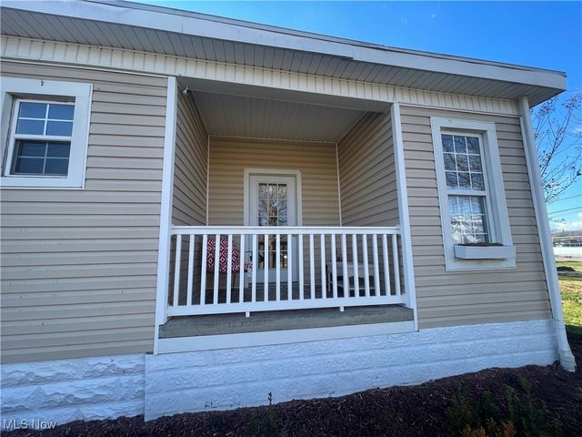1100 14th Street, Vienna, WV 26105