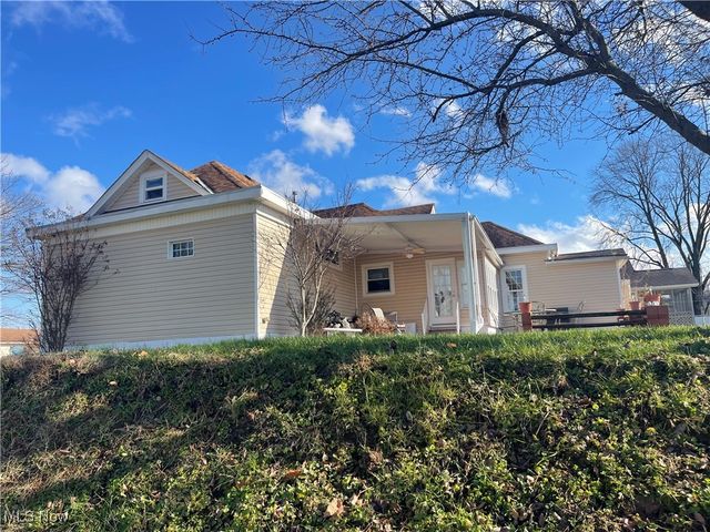 1100 14th Street, Vienna, WV 26105