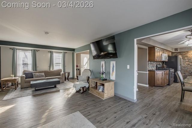 13455 Independence Avenue, Shelby Twp, MI 48315