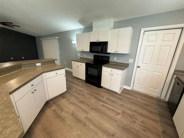 3745 SARDINIA AVE, North Port, FL 34286