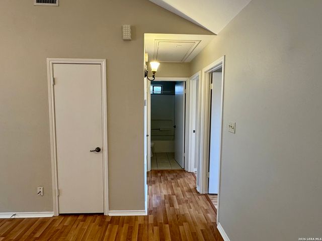 263 LOHMANN ST, Boerne, TX 78006