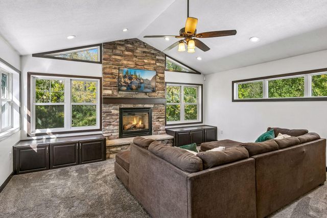 17782 Javelin Court, Lakeville, MN 55044