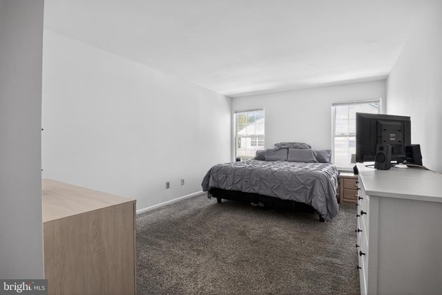 105 CINNAMON RD, West Deptford, NJ 08086