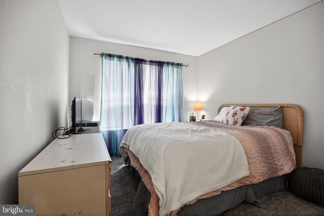 105 CINNAMON RD, West Deptford, NJ 08086