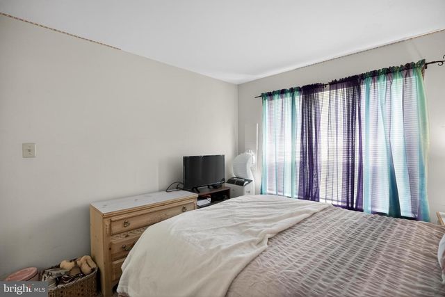 105 CINNAMON RD, West Deptford, NJ 08086