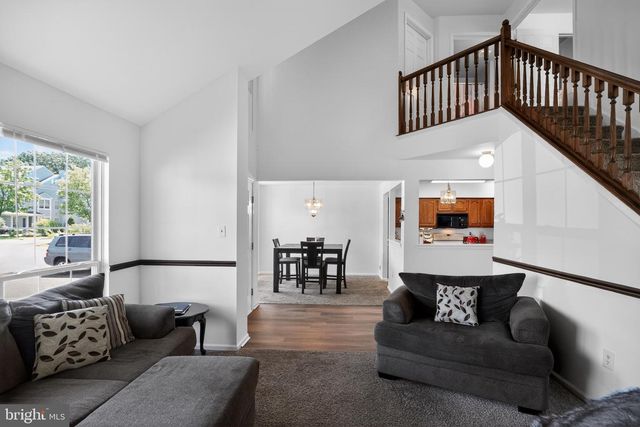 105 CINNAMON RD, West Deptford, NJ 08086