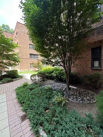 101 Ellwood Avenue 1E, Mount Vernon, NY 10552