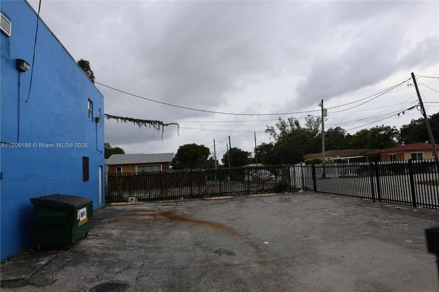 4634 NW 27th Ave, Miami, FL 33142