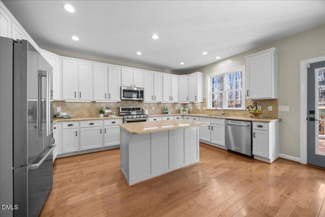 514 N Scotswood Boulevard, Hillsborough, NC 27278