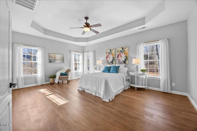 514 N Scotswood Boulevard, Hillsborough, NC 27278