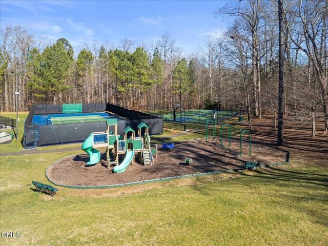 514 N Scotswood Boulevard, Hillsborough, NC 27278