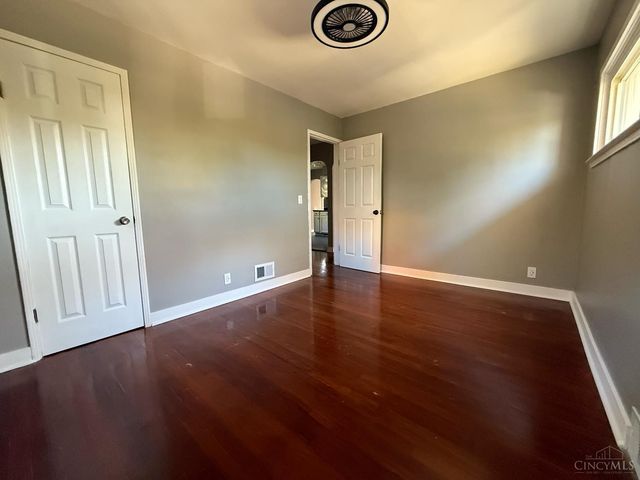 2340 Brokaw Avenue, Cincinnati, OH 45225