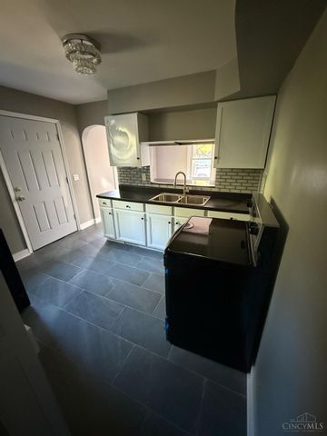 2340 Brokaw Avenue, Cincinnati, OH 45225