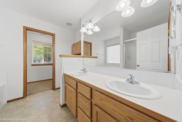 24224 E Desmet Rd, Liberty Lake, WA 99019