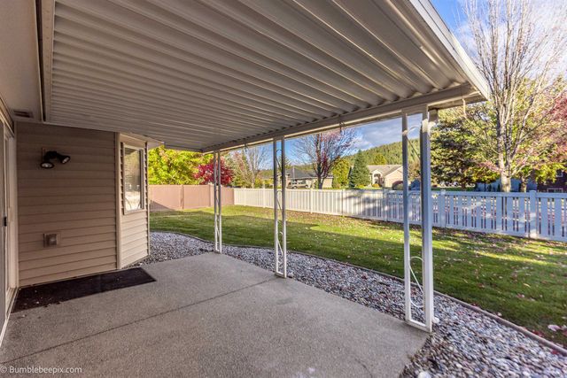 24224 E Desmet Rd, Liberty Lake, WA 99019