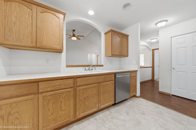 24224 E Desmet Rd, Liberty Lake, WA 99019