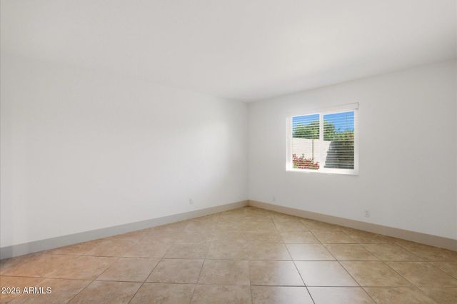 3131 W CLINTON Street, Phoenix, AZ 85029