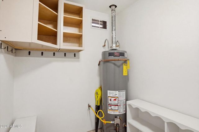 3131 W CLINTON Street, Phoenix, AZ 85029