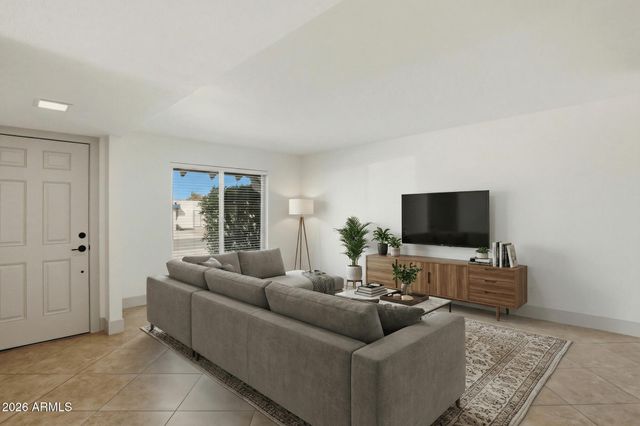 3131 W CLINTON Street, Phoenix, AZ 85029