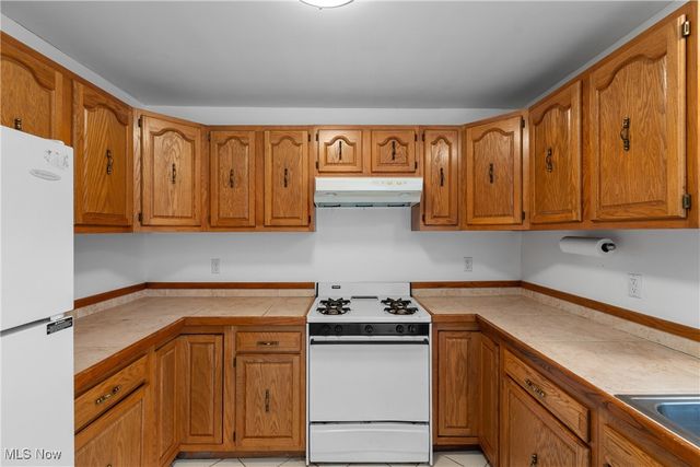 4057 Paumier Avenue, Louisville, OH 44641