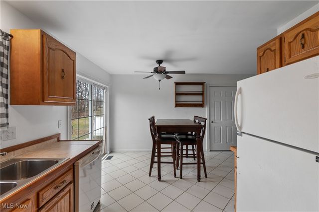 4057 Paumier Avenue, Louisville, OH 44641