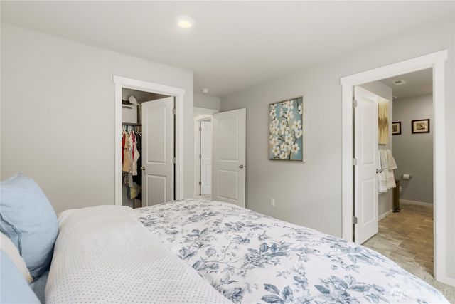 6451 Yorktown Place NE, Bremerton, WA 98311