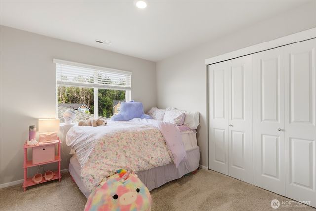 6451 Yorktown Place NE, Bremerton, WA 98311