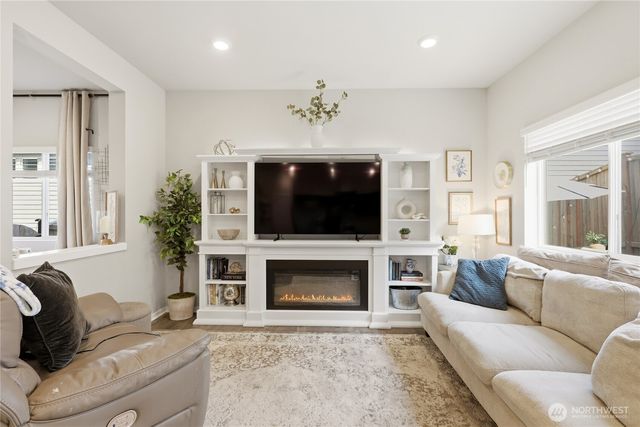6451 Yorktown Place NE, Bremerton, WA 98311