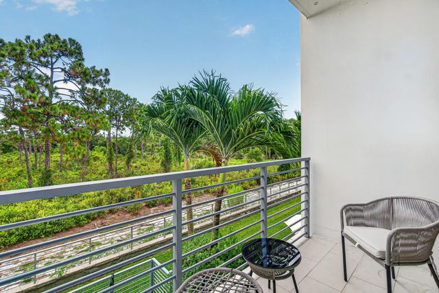 4130 NW 17th Avenue, Boca Raton, FL 33431