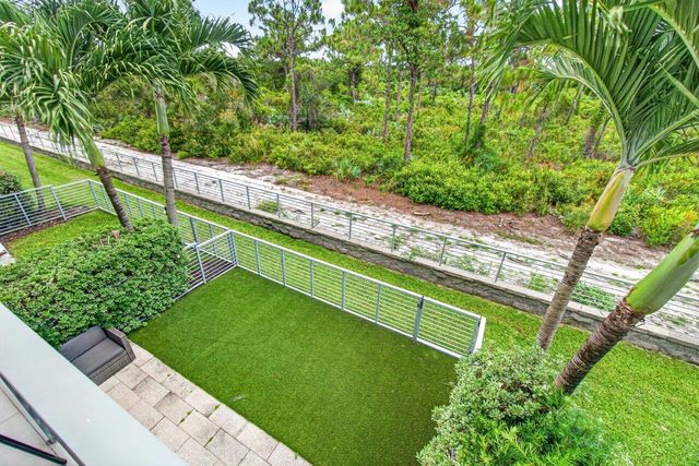 4130 NW 17th Avenue, Boca Raton, FL 33431