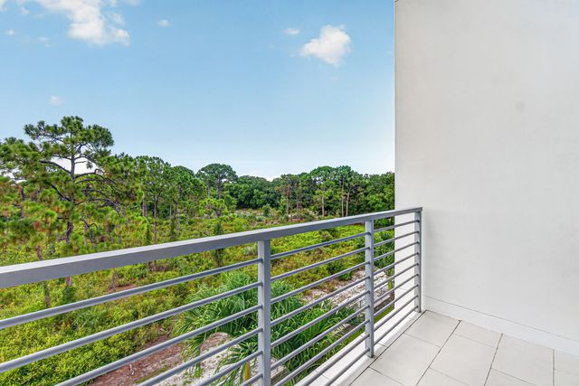 4130 NW 17th Avenue, Boca Raton, FL 33431