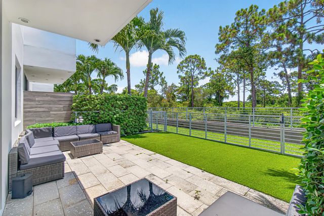 4130 NW 17th Avenue, Boca Raton, FL 33431