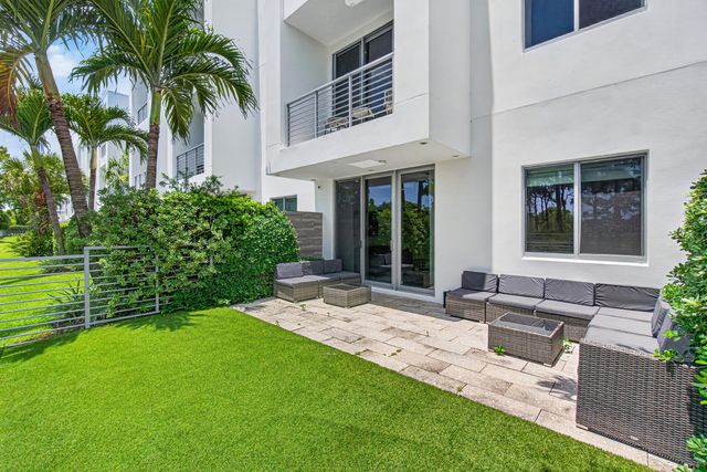 4130 NW 17th Avenue, Boca Raton, FL 33431