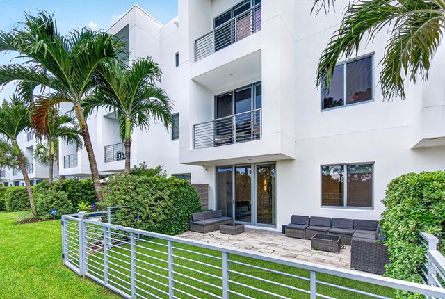 4130 NW 17th Avenue, Boca Raton, FL 33431