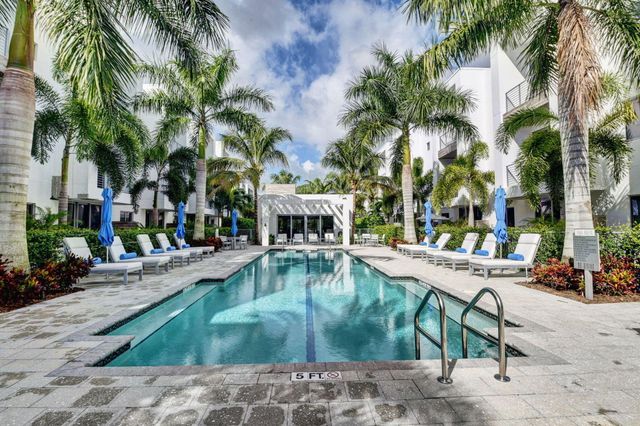 4130 NW 17th Avenue, Boca Raton, FL 33431