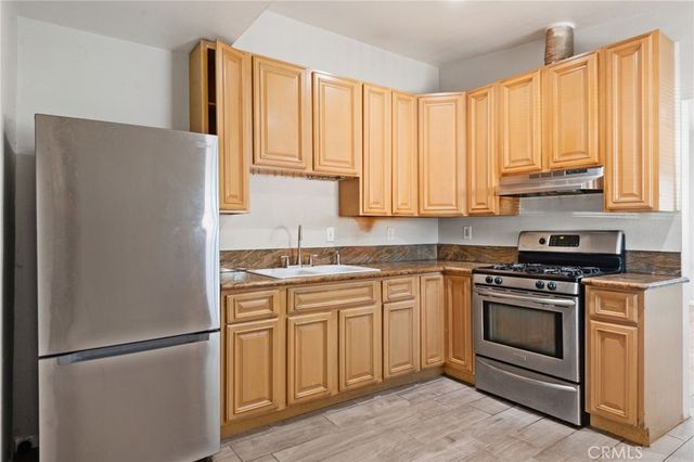 3655 Webster, Long Beach, CA 90810