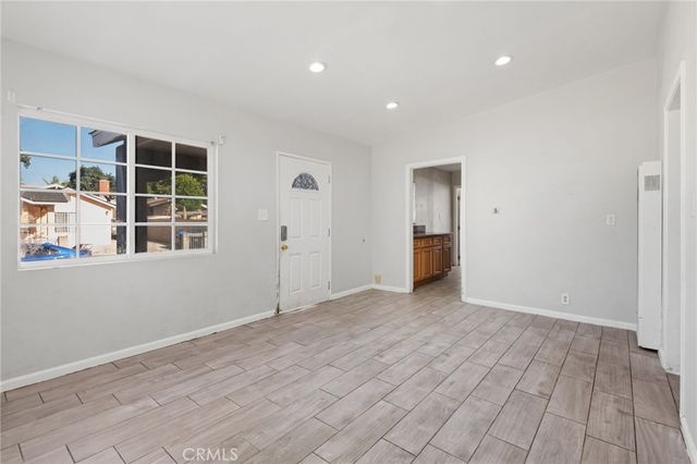 3655 Webster, Long Beach, CA 90810