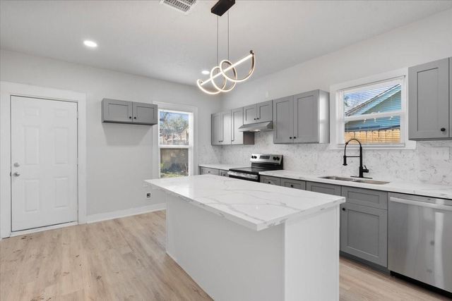 1118 Elliston Street, Houston, TX 77023