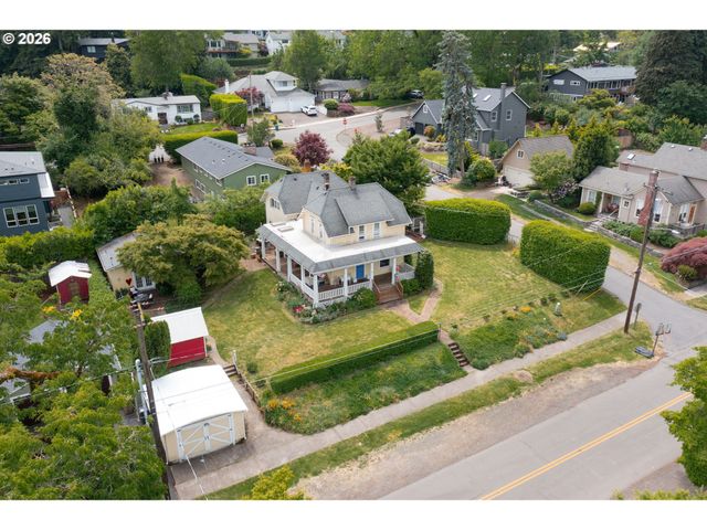 938 OAK St, Lake Oswego, OR 97034