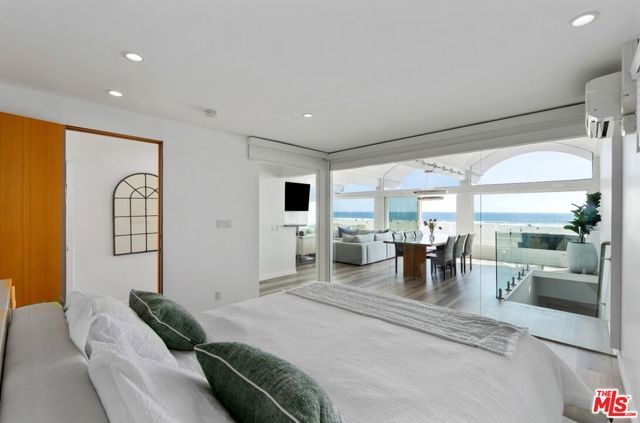 3806 Ocean Front Walk, Marina Del Rey, CA 90292
