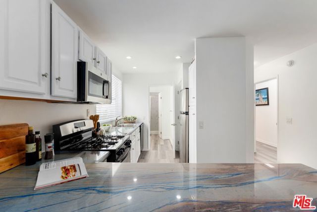 3806 Ocean Front Walk, Marina Del Rey, CA 90292