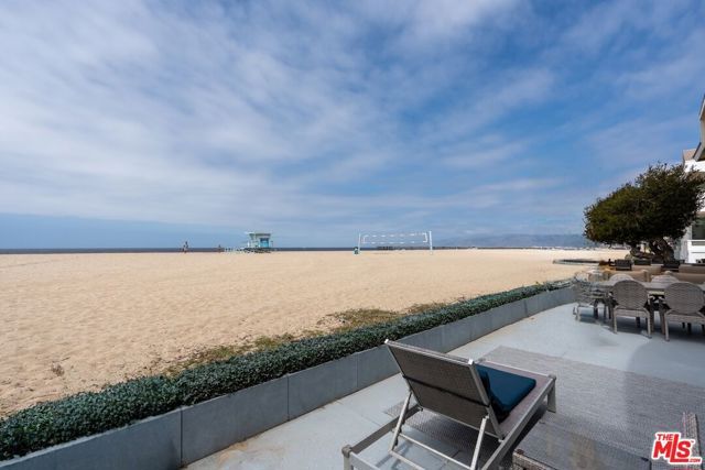3806 Ocean Front Walk, Marina Del Rey, CA 90292