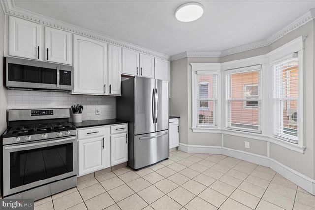 325 SLOAN AVE, Oaklyn, NJ 08107