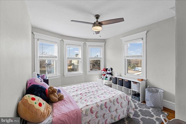 325 SLOAN AVE, Oaklyn, NJ 08107